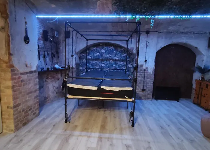 Apartment Useme Bdsm - Uwolnij Pragnienia *